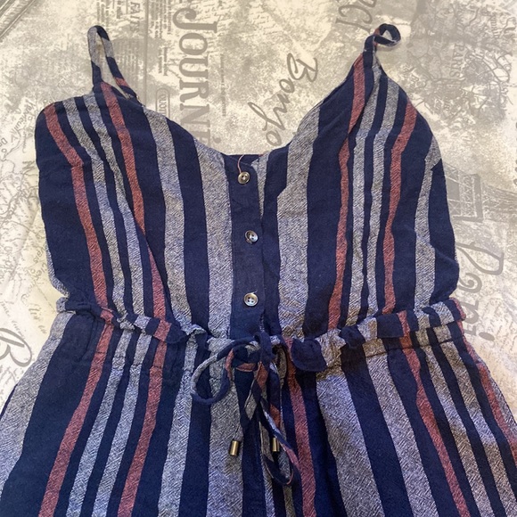 Romper/ jumper - Picture 2 of 4